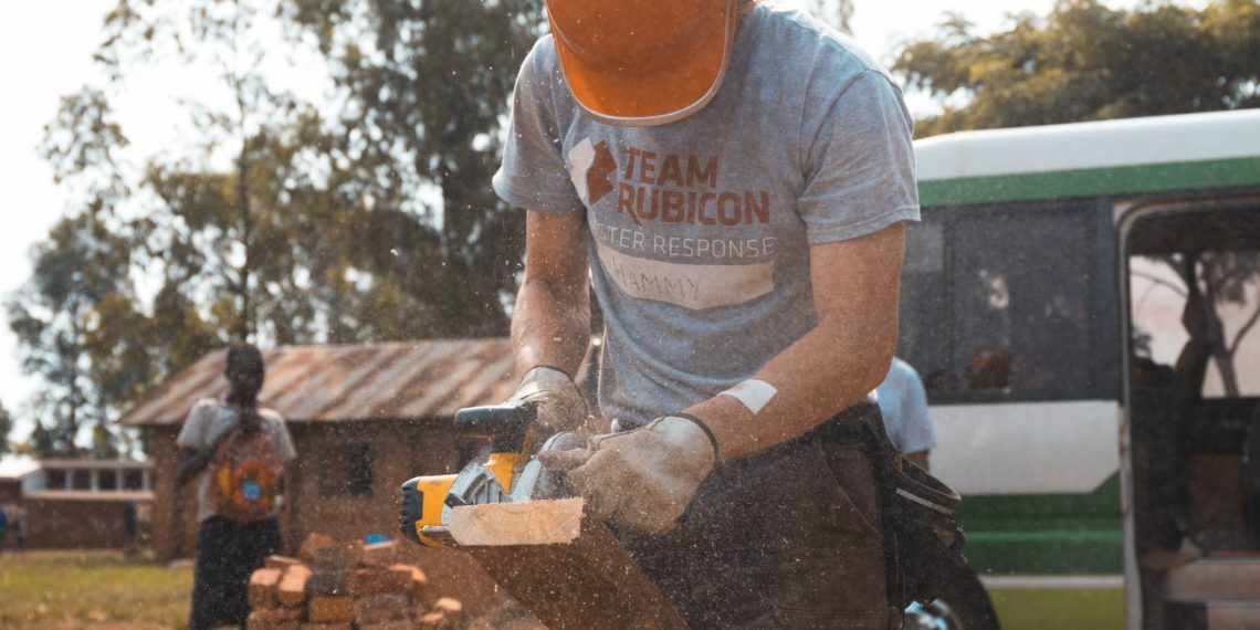 Masyarakat Desa Adakan Gotong Royong Massal Sambut 72 Tahun Kemerdekaan