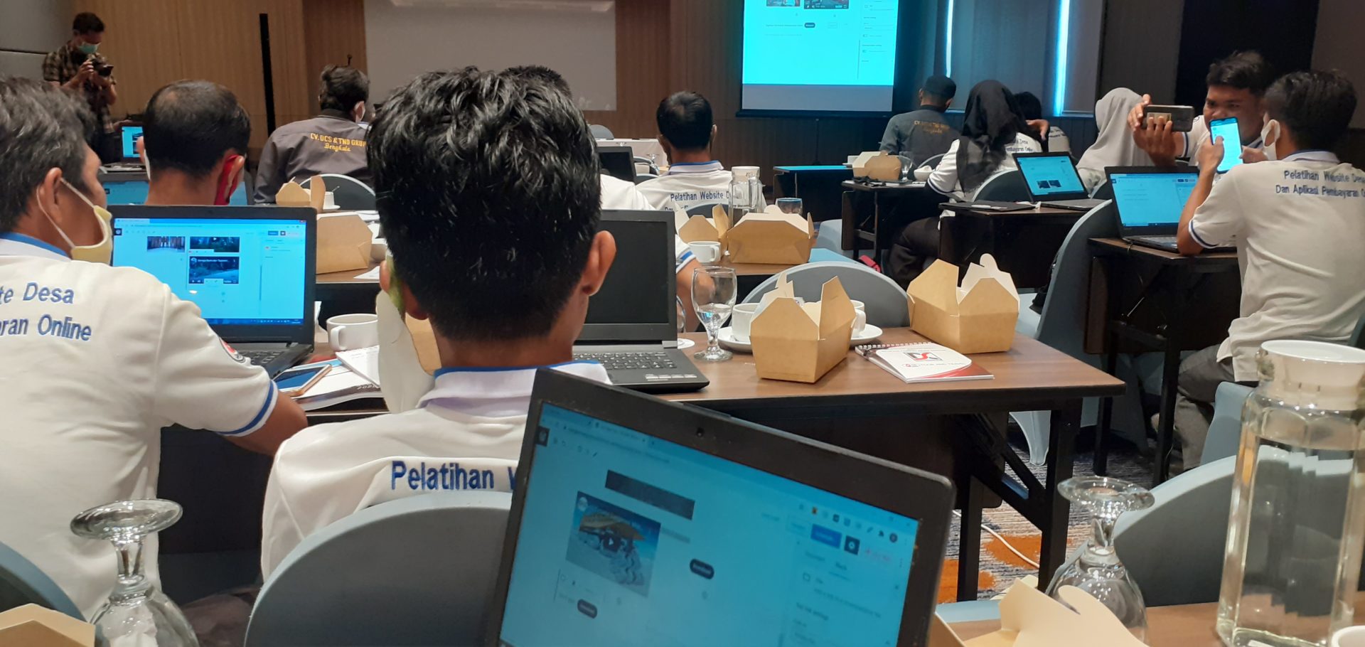 pelatihan website desa